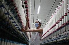 2012-09-02T181753Z_01_PEK02_RTRIDSP_3_CHINA-ECONOMY-PMI